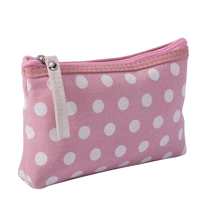 polka dot pouch bubblegum