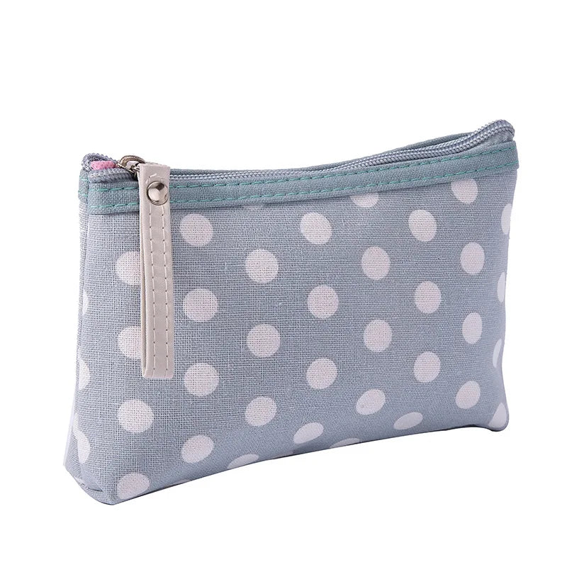 polka dot pouch bubblegum